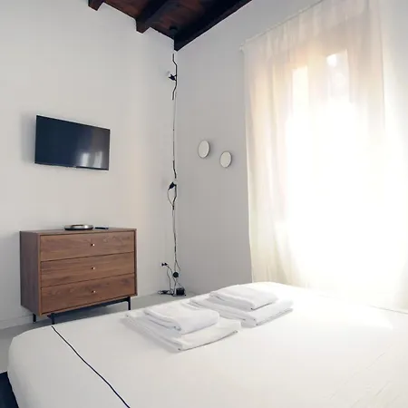 Апартаменты Ticinese 16 Travel Inside *